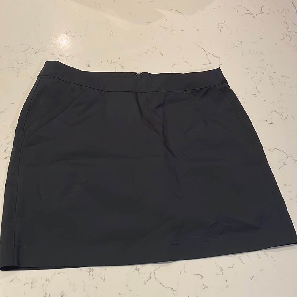 PGA Tour golf skirt